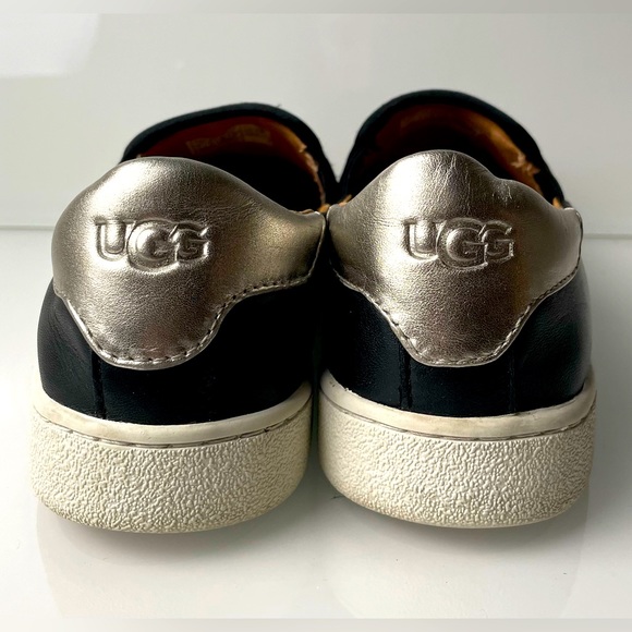 UGG Women’s Black Slip On Leather Sneaker size 7 - Picture 2 of 9